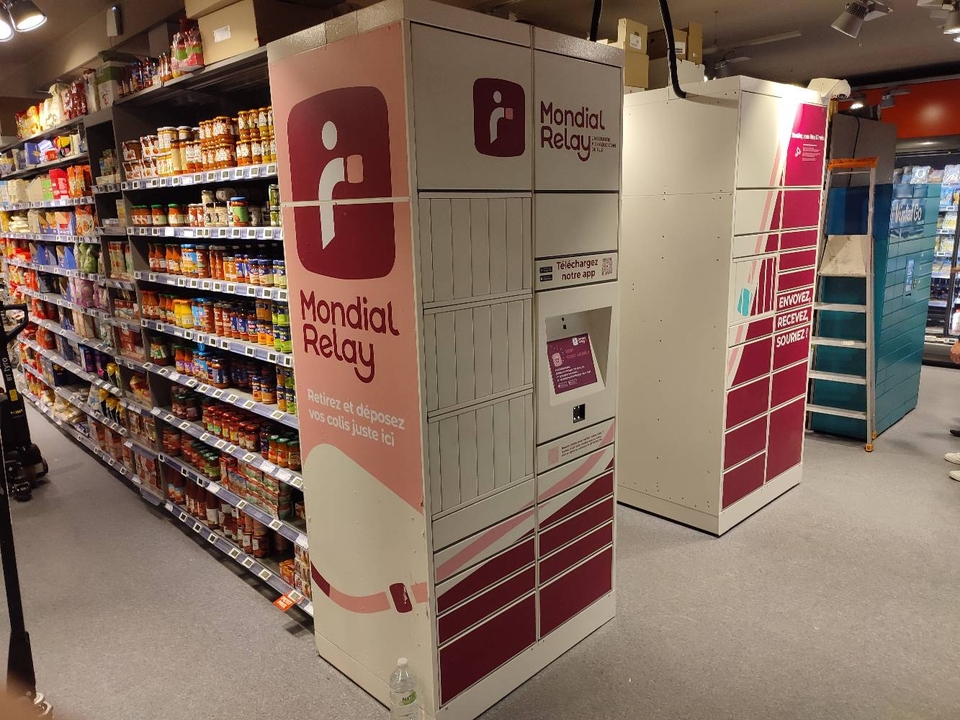 Locker Franprix Rue Des Moines 75017 Paris, 104 106 Rue des Moines, 75017 Paris