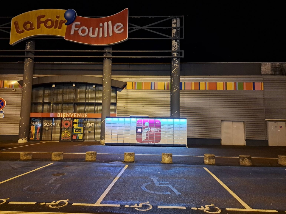 Locker 24/7 La Foir'fouille 76200 Dieppe, Rond-Point du Val Druel, 76200 Dieppe