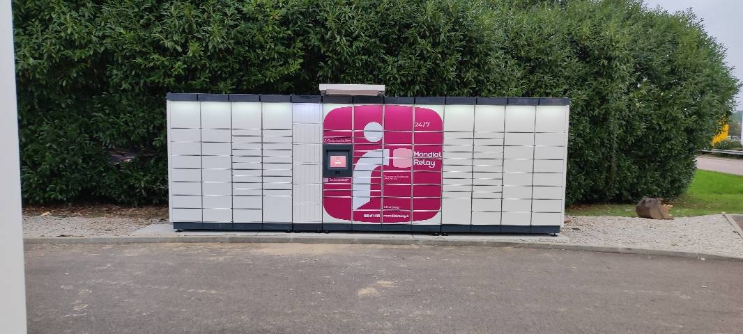 Locker 24/7 Éléphant Bleu 2717, 15 15 Route de Bernay, 27170 Beaumont-le-Roger