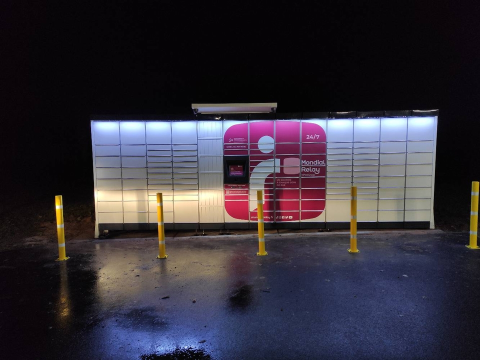 Locker 24/7 HénanWash Station de Lavage, 38 38 Rue de Roche Couverte, 22550 Hénanbihen