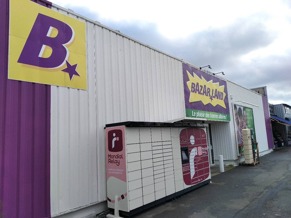 Locker 24/7 Bazarland 77870 Vulaines-sur-Seine, 44 44 Route d'Hericy, 77870 Vulaines-sur-Seine