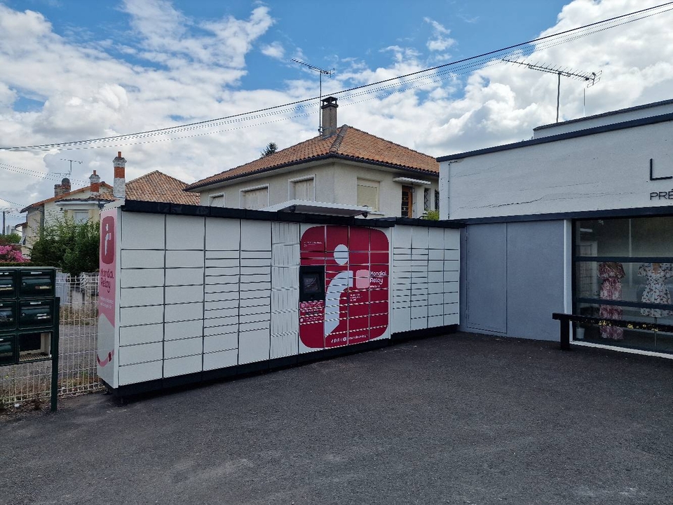Locker 24/7 Shake's Beer 16400 La Couronne, 82 82B Route de Bordeaux, 16400 La Couronne