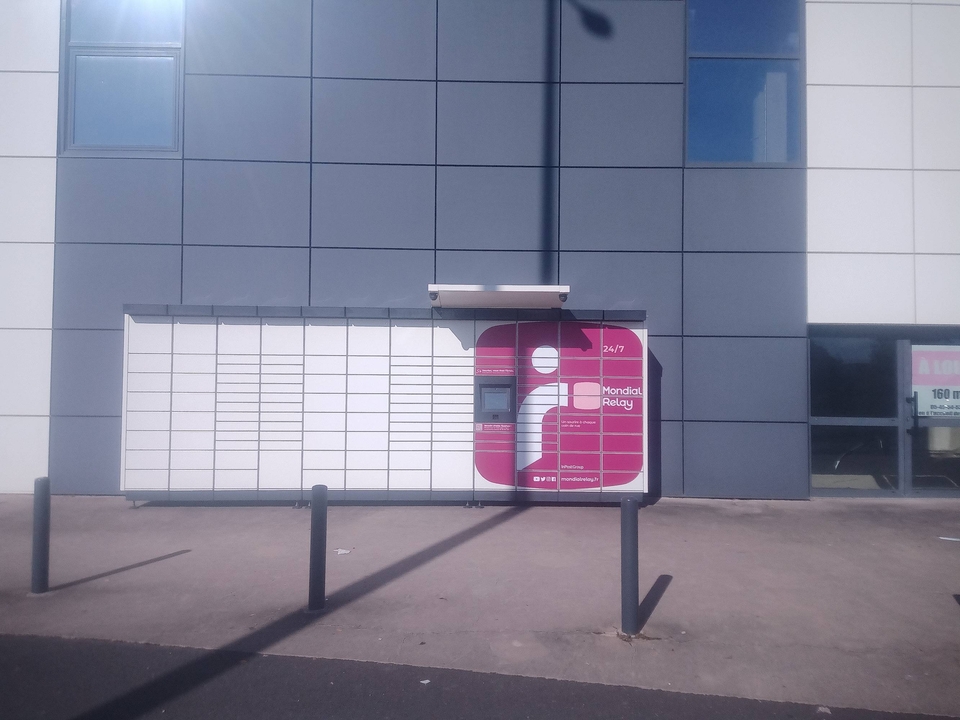 Locker 24/7 Super U Neuville-D, 41 41 Allée Jean Monnet, 86170 Neuville-de-Poitou