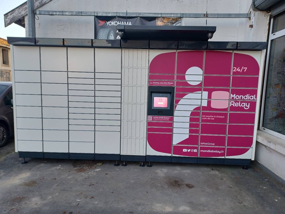 Locker 24/7 Team Auto Machault, 26 26 Rue Guillaume de Machaut, 08310 Machault