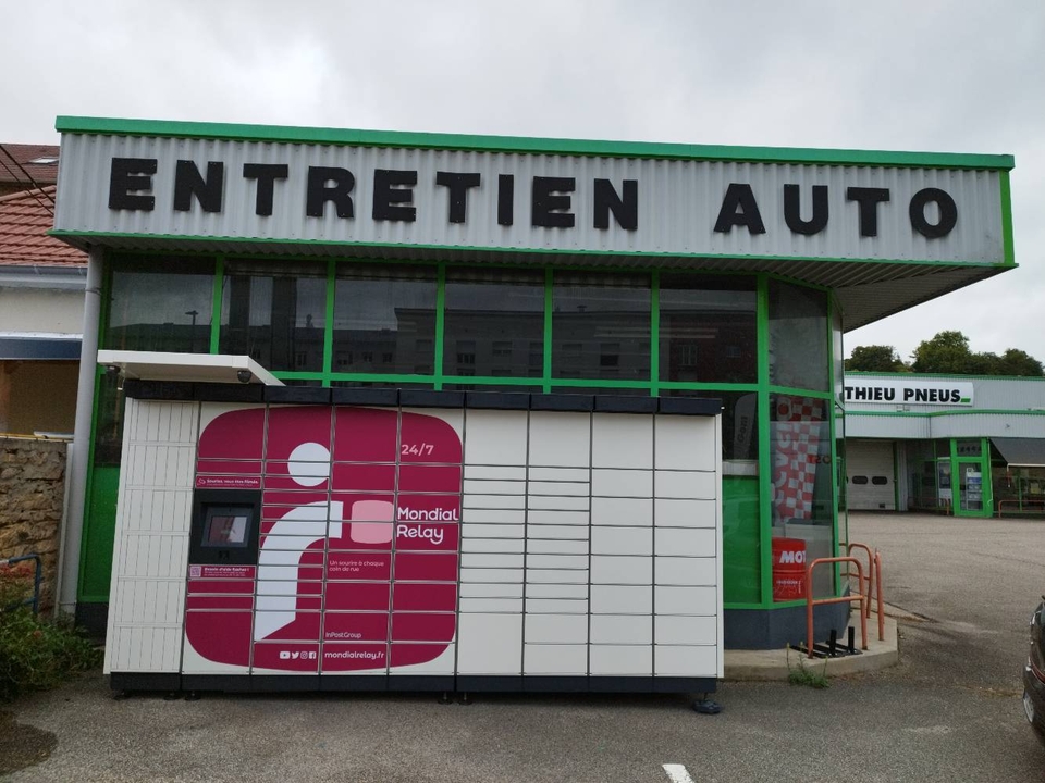 Locker Siligom Mathieu Pneu Bo, 14 14 Rue de Funas, 38300 Bourgoin-Jallieu