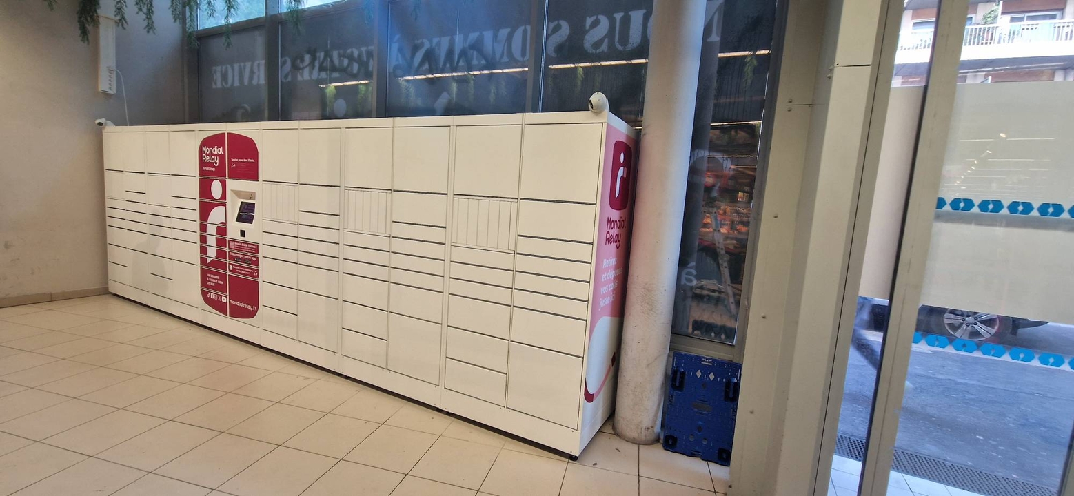 Locker Carrefour Market 13001 Marseille, 26 ter Boulevard Camille Flammarion, 13001 Marseille