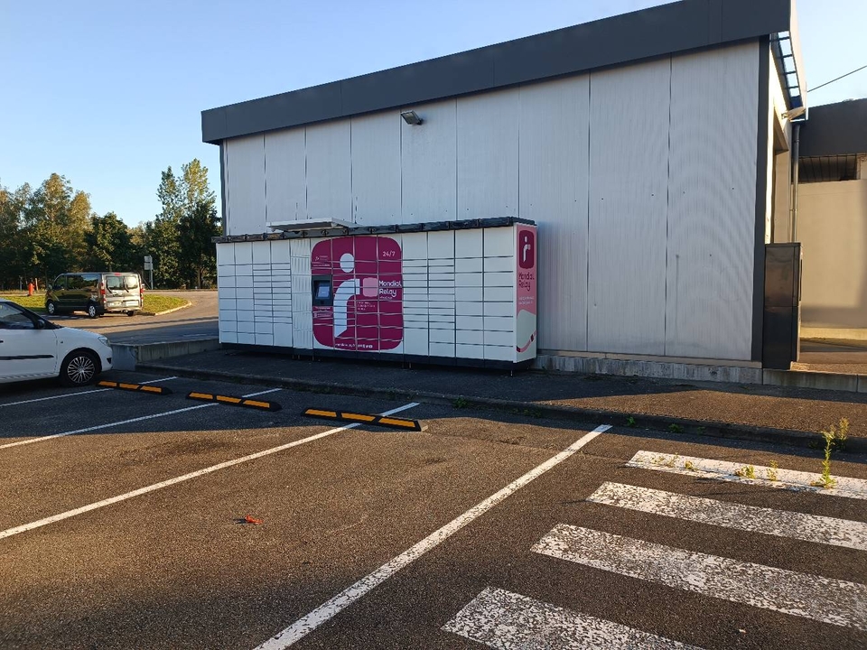 Locker 24/7 Lavage Super U, Route de Hatten, 67470 Seltz