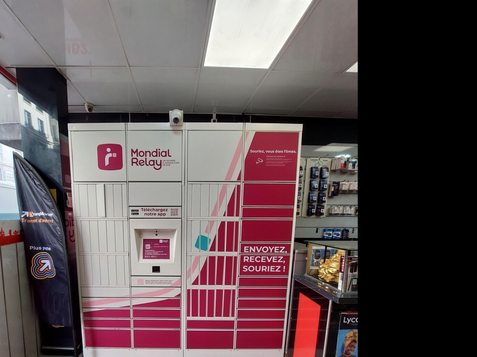 Locker Quick Transfert St Denis 75010 Paris, 190 190 Rue du Faubourg Saint-Denis, 75010 Paris