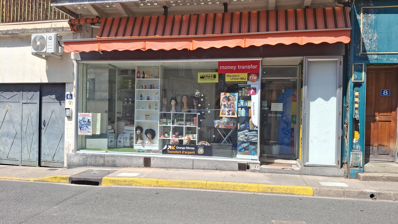 Keur Nabi, 6 Rue Wagram, 03000 Moulins