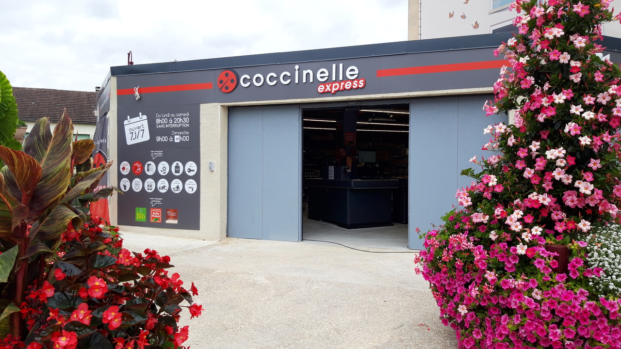 Coccinelle Express, 2 Place Paul Emile Victor, 60840 Breuil-le-Sec