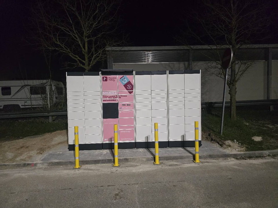Locker 24/7 Zone Commerciale CHT, 18 18 Boulevard d'Alsace Lorraine, 51350 Cormontreuil