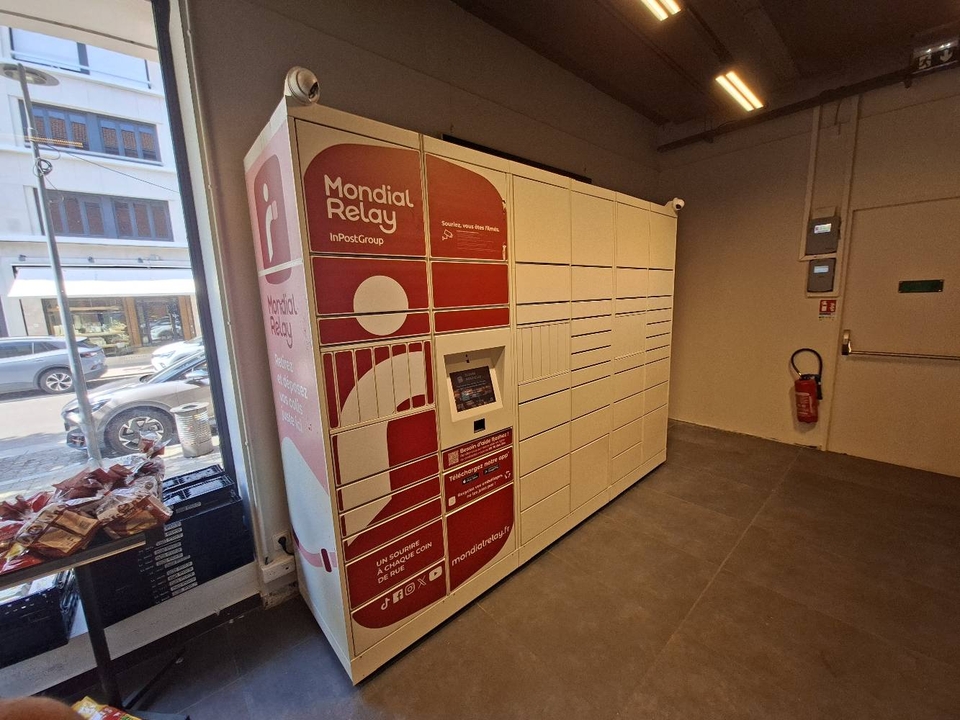 Locker Carrefour City, 7 7 Rue du Quesnoy, 59300 Valenciennes