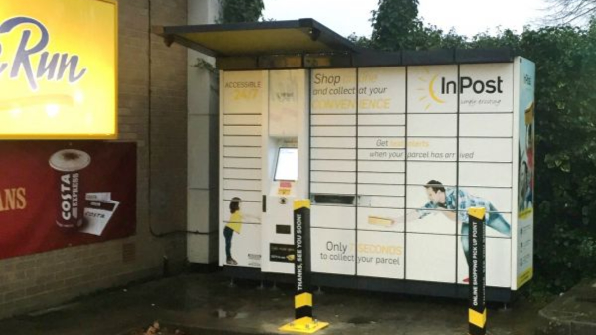 InPost's photo of the locker: InPost UKCAT26225