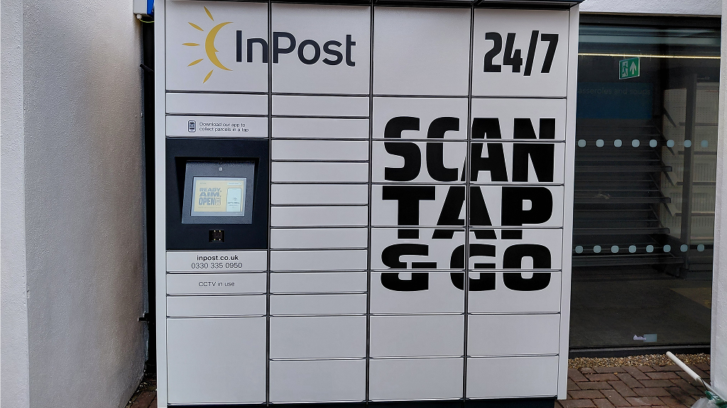 InPost's photo of the locker: InPost UK00102421