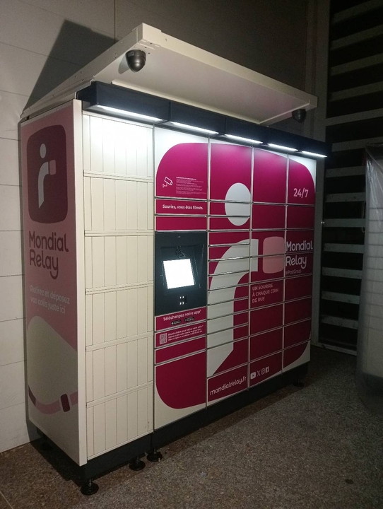 Locker 24/7 Carrefour Contact Narbonne, 1 Avenue de la Coupé, 11100 Narbonne