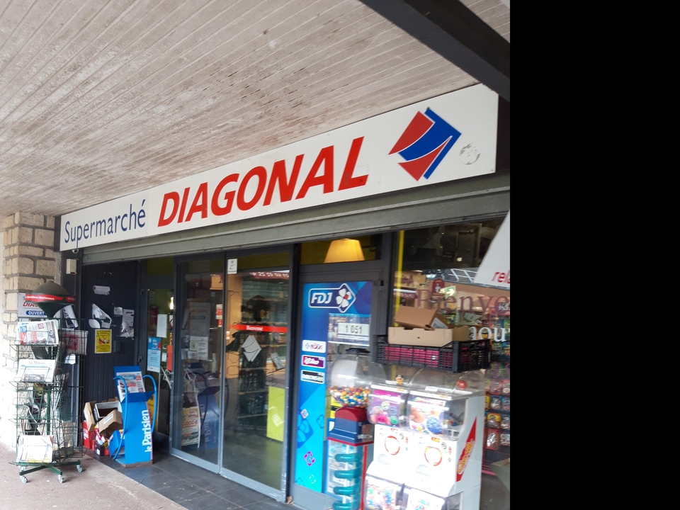Diagonal, Ctre Commercial du Parc, 77150 Lésigny