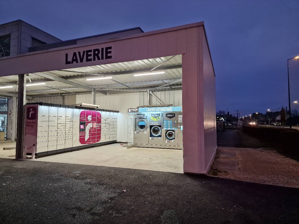 Locker 24/7 Intermarche Aubigny sur Nere, 24 Avenue de Paris, 18700 Aubigny-sur-Nère