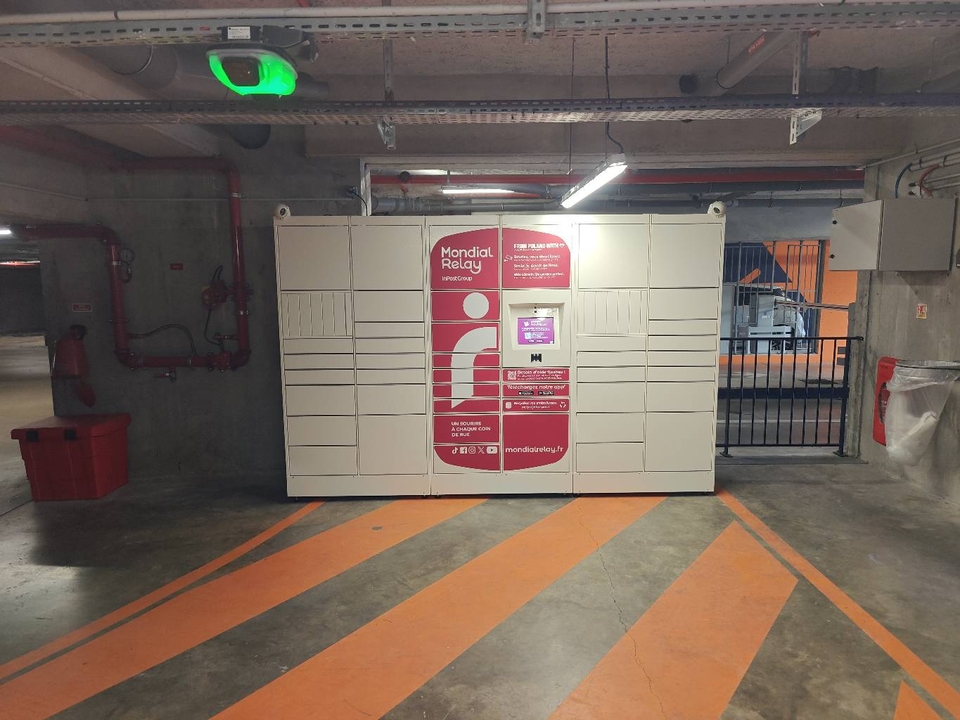 Locker 24/7 Metpark Amedee Saint Germain, 3 9 Rue des Échoppes, 33800 Bordeaux