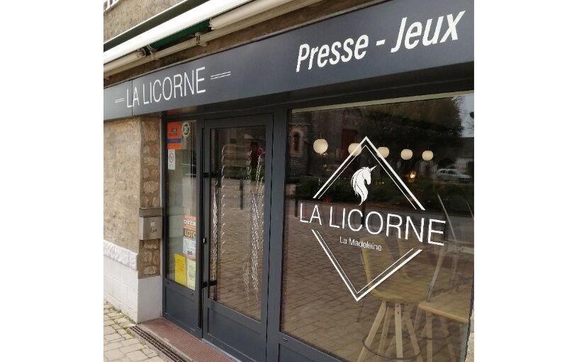 Bar Tabac la Licorne la Madeleine, 1 Place de l'AbbE Loiseau, 44350 Guérande