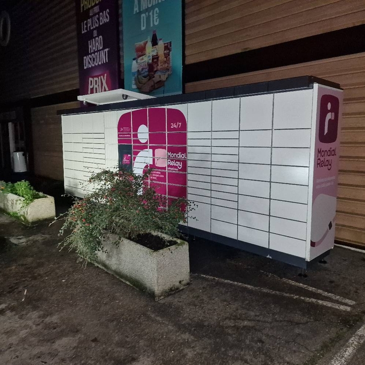 Locker 24/7 Netto 76510 Saint-Nicolas-d'Aliermont, 975 975 Rue Robert Lefranc, 76510 Saint-Nicolas-d'Aliermont