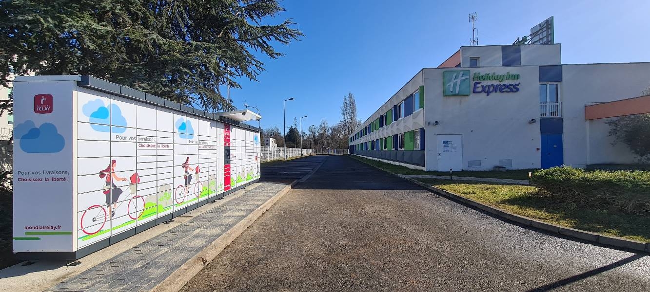 Locker Somnoo Holiday Inn Stra, 5 5 Rue de l'Ill, 67118 Geispolsheim