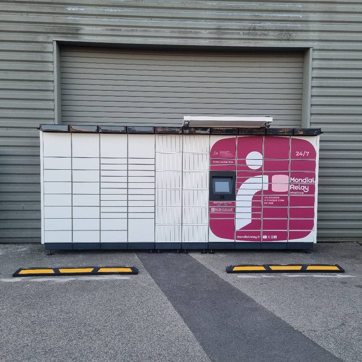 Locker 24/7 Carrefour Contact Lancon Provence, 1 1 Avenue de la 1ère Armée Française, 13680 Lançon-Provence