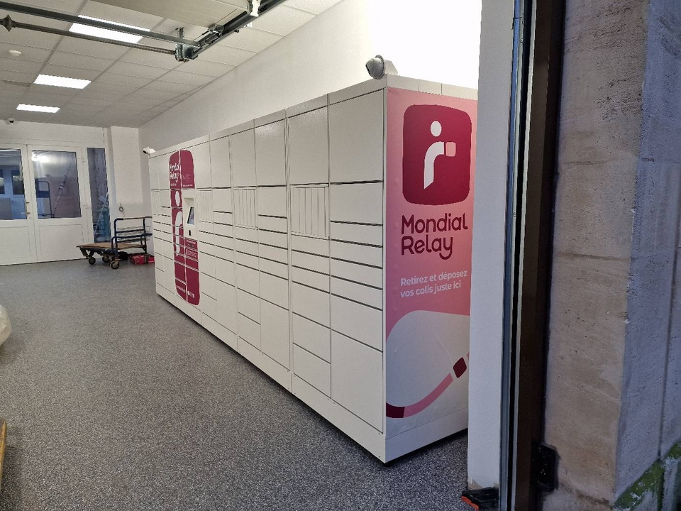 Locker Superette De La Colline 54000 Nancy, 8 12 Rue Giorné Viard, 54000 Nancy