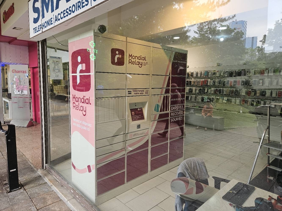 Locker Smart Tel 92400 Courbevoie, 12 12 Rue Baudin, 92400 Courbevoie