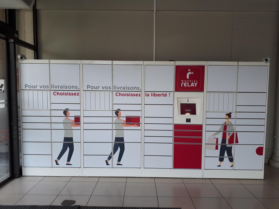 Locker Carrefour Valencie, Route sans nom, 59300 Aulnoy-Lez-Valenciennes