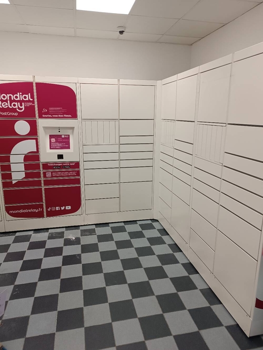 Locker Tabac du bois de grace 77420 Champs-sur-marne, 14 14 Place du Bois de Grace, 77420 Champs-sur-Marne