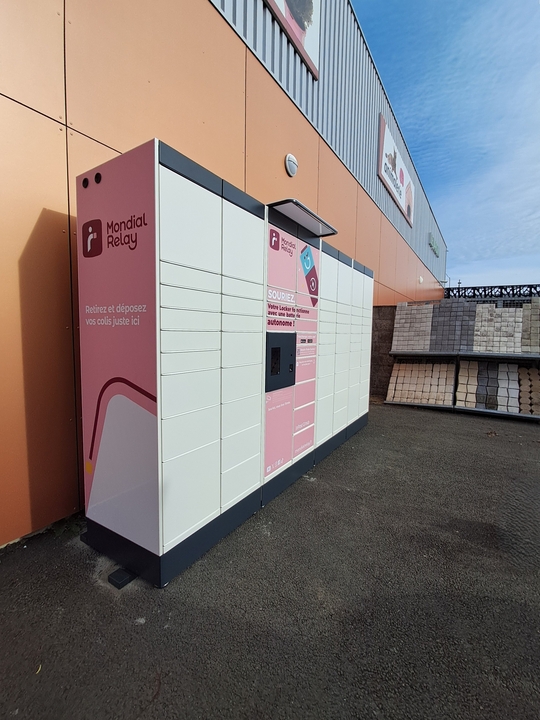 Locker Bricomarche la Ville aux Dames, 11 11 Rue Marie de Lorraine, 37700 La Ville-aux-Dames