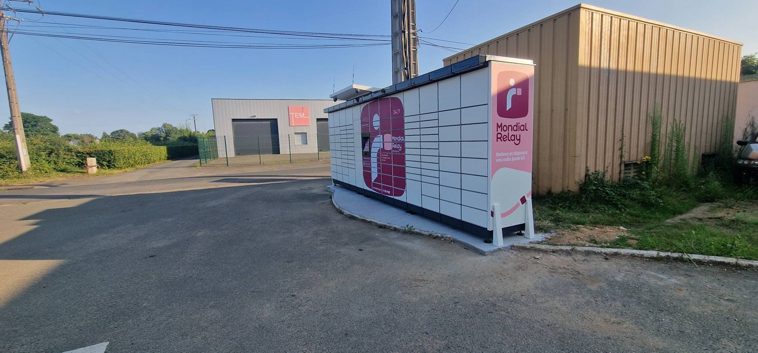 Locker 24/7 Station Elan Cheffes, 28 28 Rue de la Croix Blanche, 49125 Cheffes