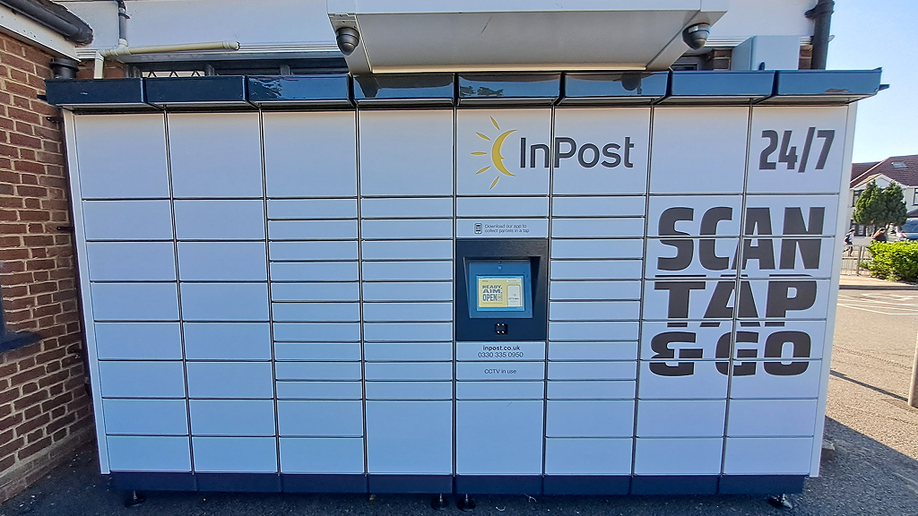 Foto del casillero de InPost: InPost UK00193828