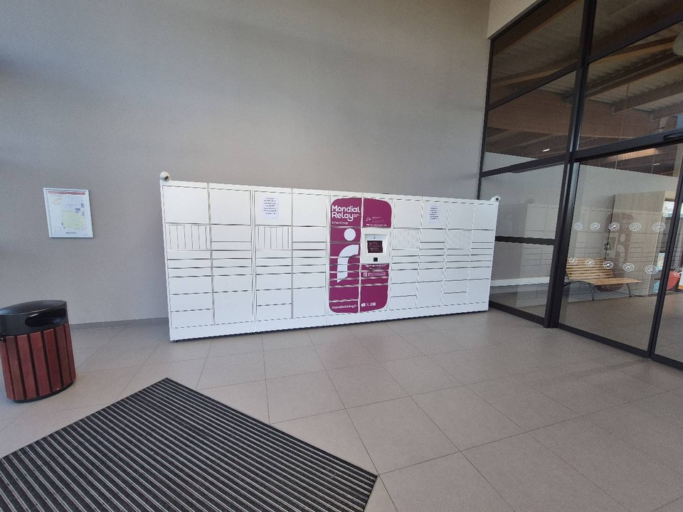 Locker Intermarche 38280 Villette d'Anton, Rue des Diamants, 38280 Villette-d'Anthon