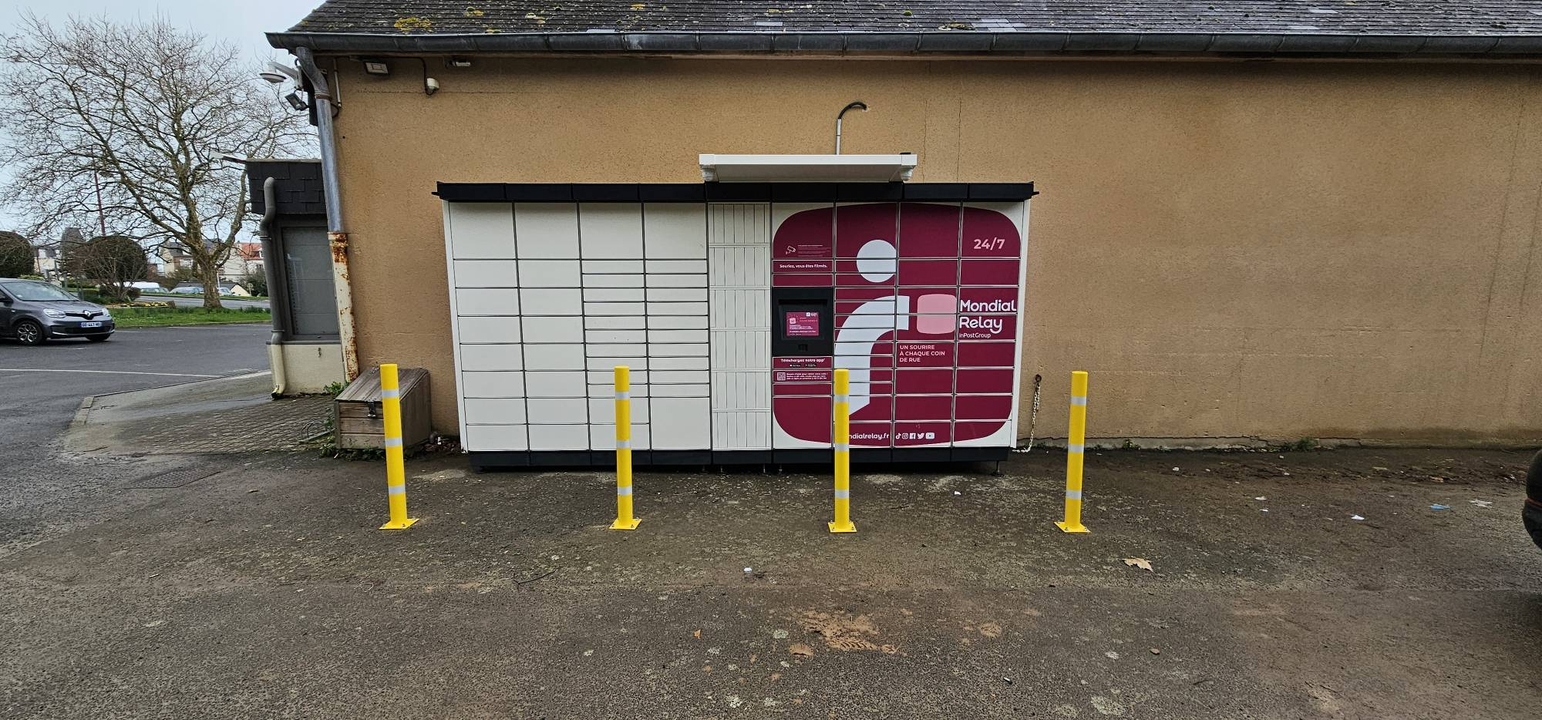 Locker 24/7 Carrefour City 50380 Saint-Pair-Sur-Mer, Avenue Léon Jozeau-Marigne, 50380 Saint-Pair-sur-Mer