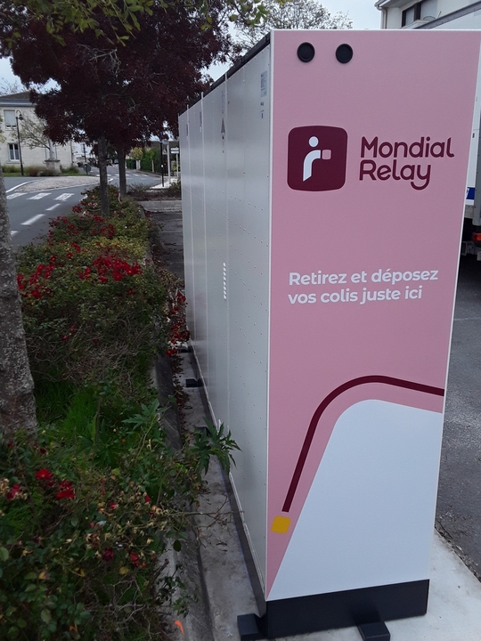 Locker 24/7 Rue Montesquieu Ambes, 3 9 Rue Maréchal Leclerc, 33810 Ambès