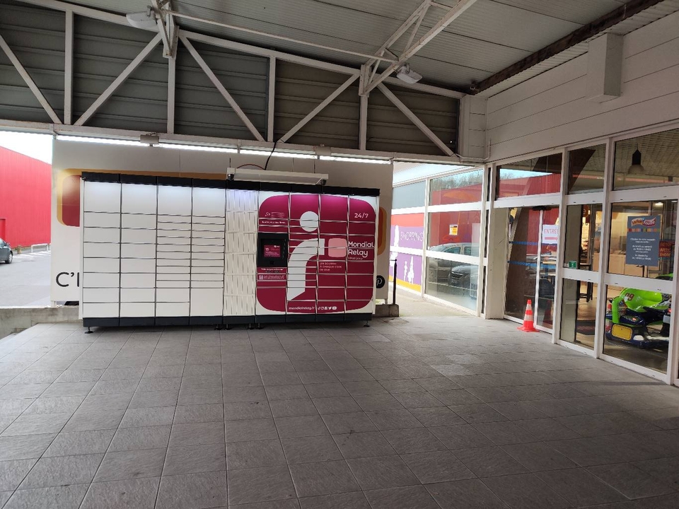 Locker 24/7 La Foir'Fouille Bazeilles, 64 64 Avenue de la Dernière Cartouche, 08140 Bazeilles