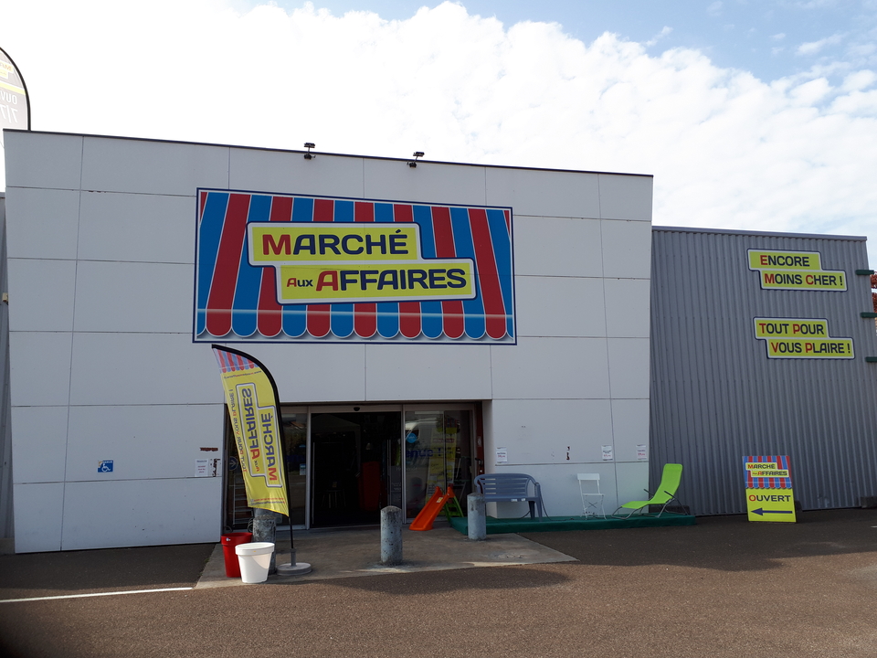 Marche aux Affaires, Rue Marcel Pagnol, 40600 Biscarrosse