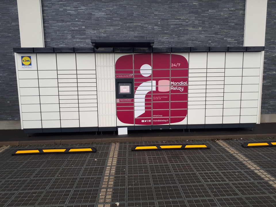 Locker 24/7 Lidl Landres, 39 Rue de Verdun, 54970 Landres