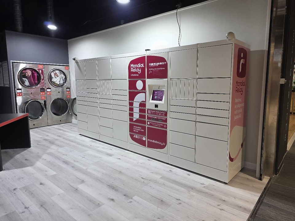 Locker SPEED QUEEN Centre Commercial Oceanis, 332 332 Route de la Côte d'Amour, 44600 Saint-Nazaire