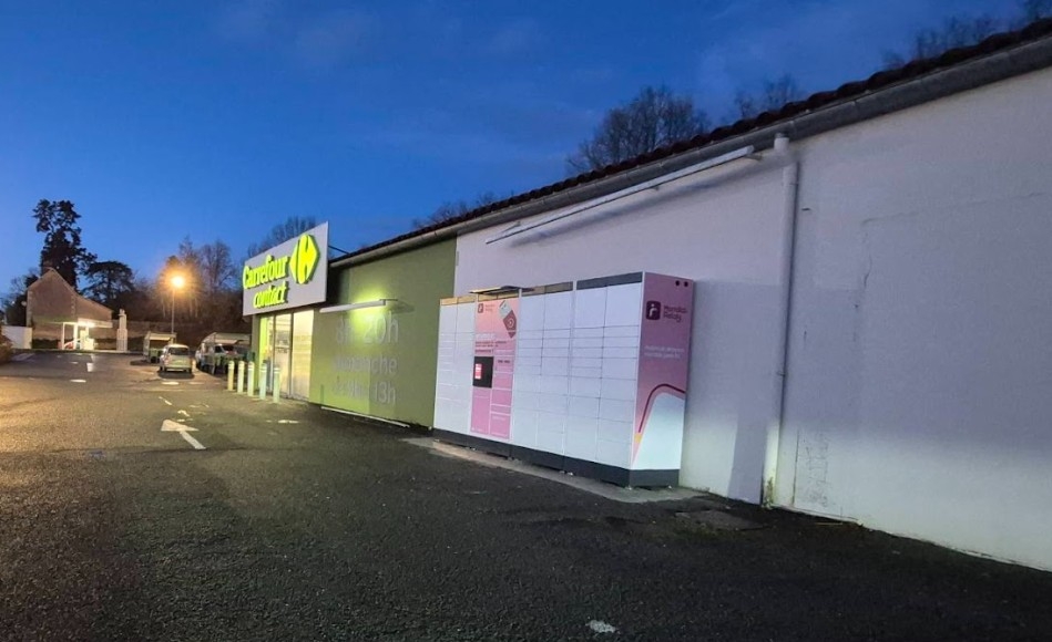 Locker 24/7 Carrefour Contact, 59 59 Route de Saint-Maixent, 79800 La Mothe-Saint-Héray