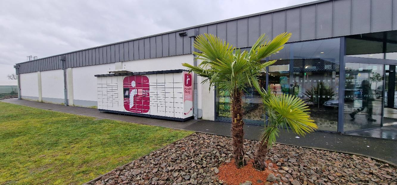 Locker 24/7 Lidl Confolens, 948 D948, 16500 Confolens