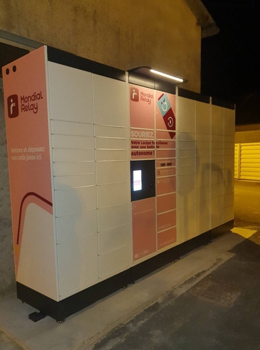 Locker 24/7 Place de la Fontaine Benejacq, 6 Place de la Fontaine, 64800 Bénéjacq