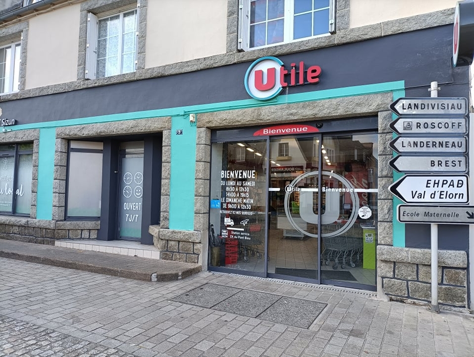 Utile Sizun, 3 Place Charles de Gaulle, 29450 Sizun