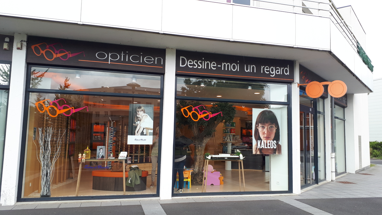 Dessine Moi Un Regard, 52 Rue Nicolas Oresme, 14000 Caen