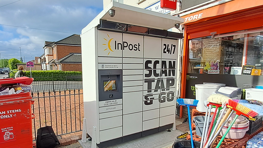 Foto del casillero de InPost: InPost UK00271435