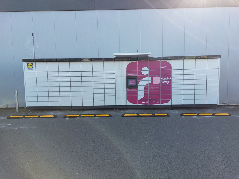 Locker 24/7 Lidl Ambares, 49 49 Avenue de Saint-Loubès, 33440 Ambarès-et-Lagrave