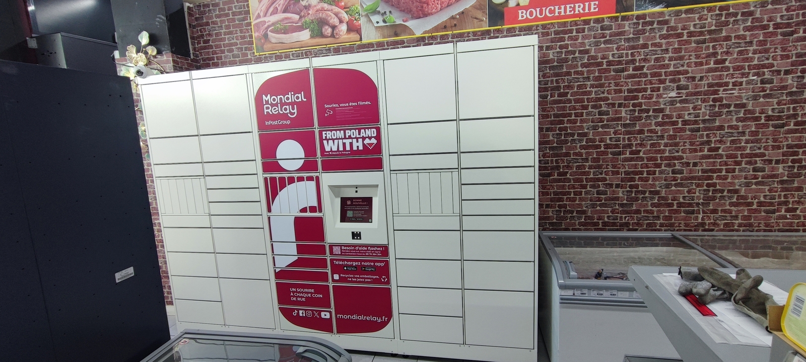Locker Ajaab Herblay, 28 28 Esplanade des Frères Lumière, 95220 Herblay-sur-Seine