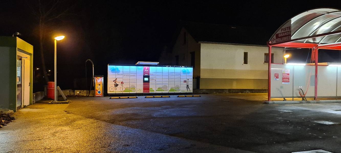 Locker 24/7 Super Jet Chatenoy, Rue de Salonique, 71880 Châtenoy-le-Royal