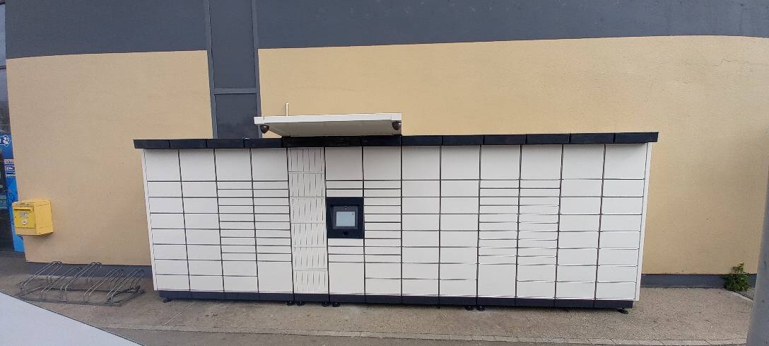 Locker 24/7 Montluel Super U, 16 16 Cours de la Portelle, 01120 Montluel